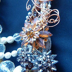 OOAK DESIGNER QUALITY ARTISAN CRAFTED VICTORIAN-STYLE STATEMENT NECKLACE